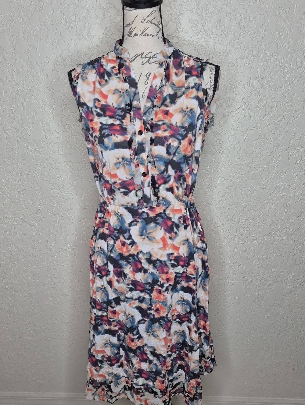 Simply Vera Vera Wang Multicolored Abstract Floral Dress Size S